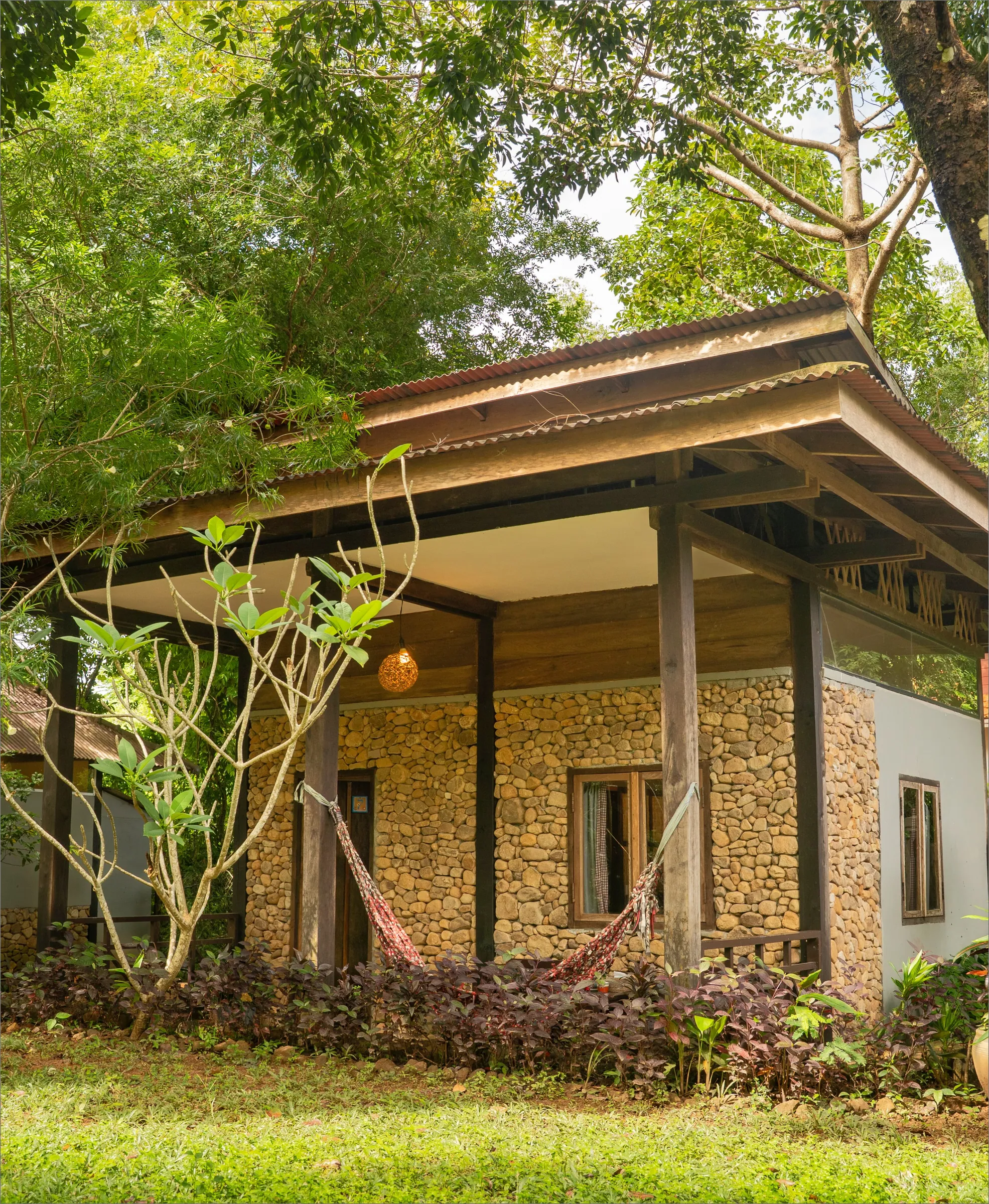 Garden Bungalow with Air Conditioning at Khmer Hands, Kep – photo 10